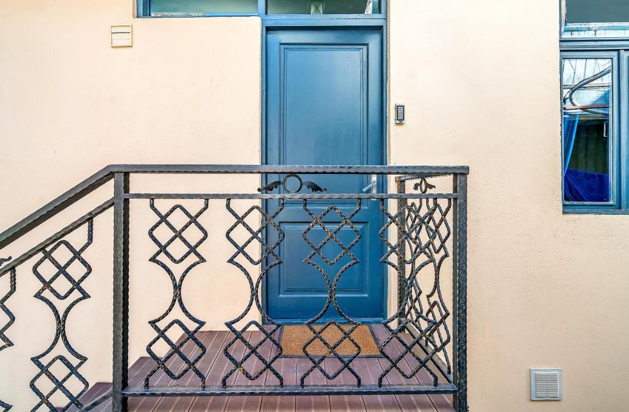 Hb Apartments Gamtsemlidze Τυφλίδα Εξωτερικό φωτογραφία